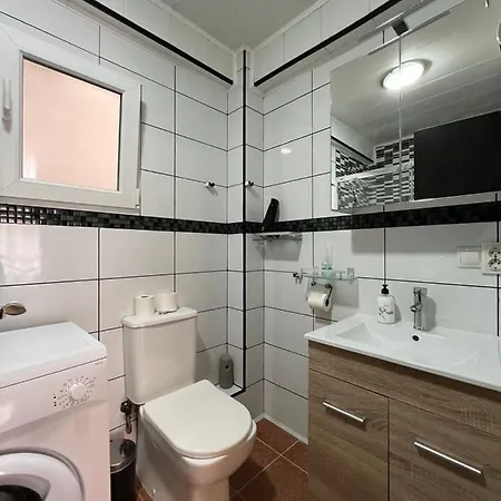 Apartment Peset 69 *